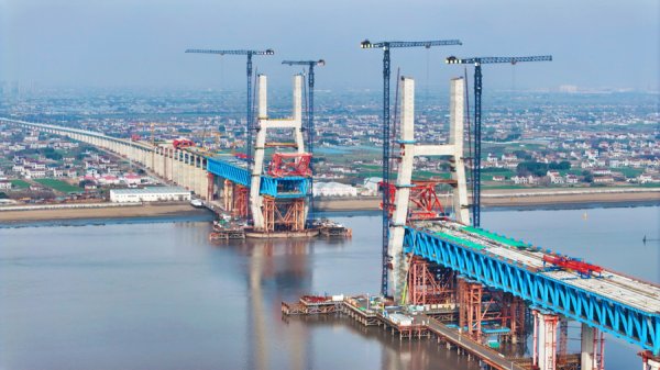 今年长三角铁路建设投资预计超1300亿元，计划开通5条高铁线路