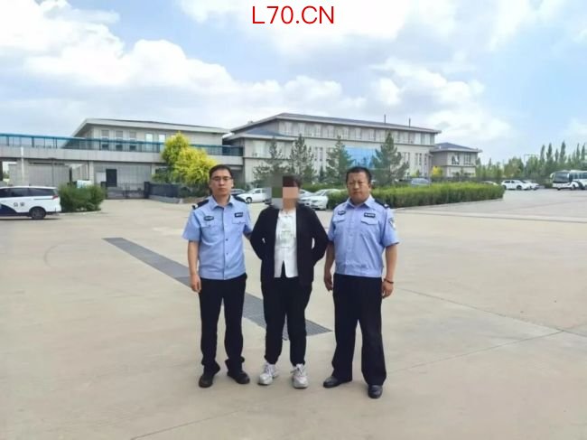 榆阳公安:18小时内抓获4名网上在逃人员